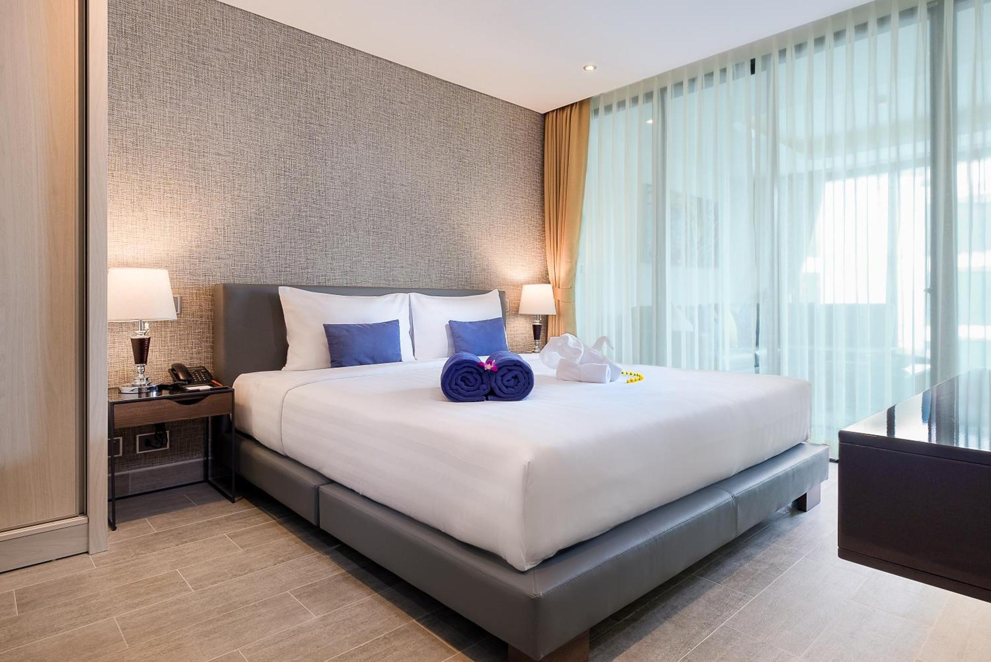 Lets Phuket Twin Sands Resort & Spa Patong Exterior foto